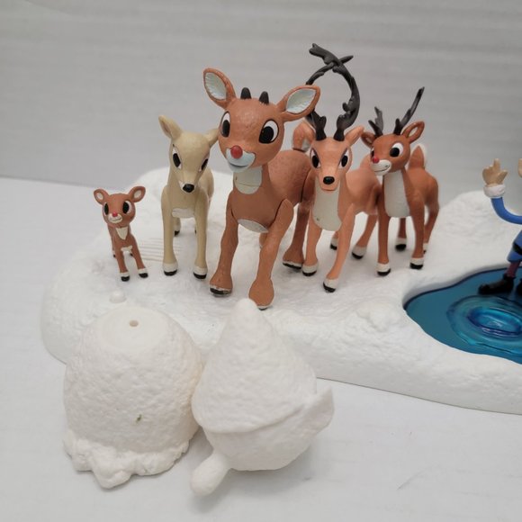Memory Lane Rudolph The Red Nosed Reindeer A Couple of Misfits Island Figure LOT - Picture 5 of 16